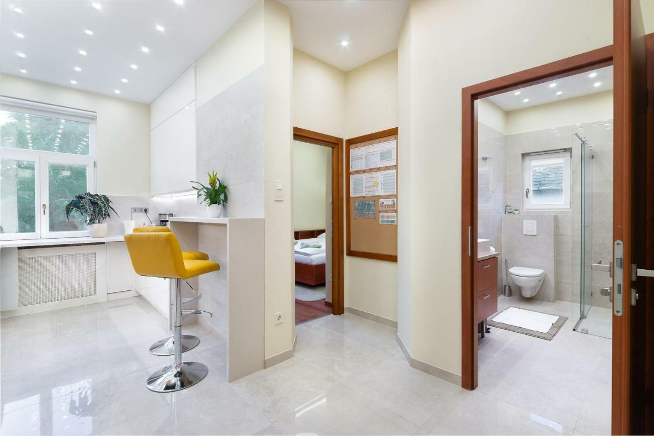 Citypark Deluxe Apartamento Budapeste
